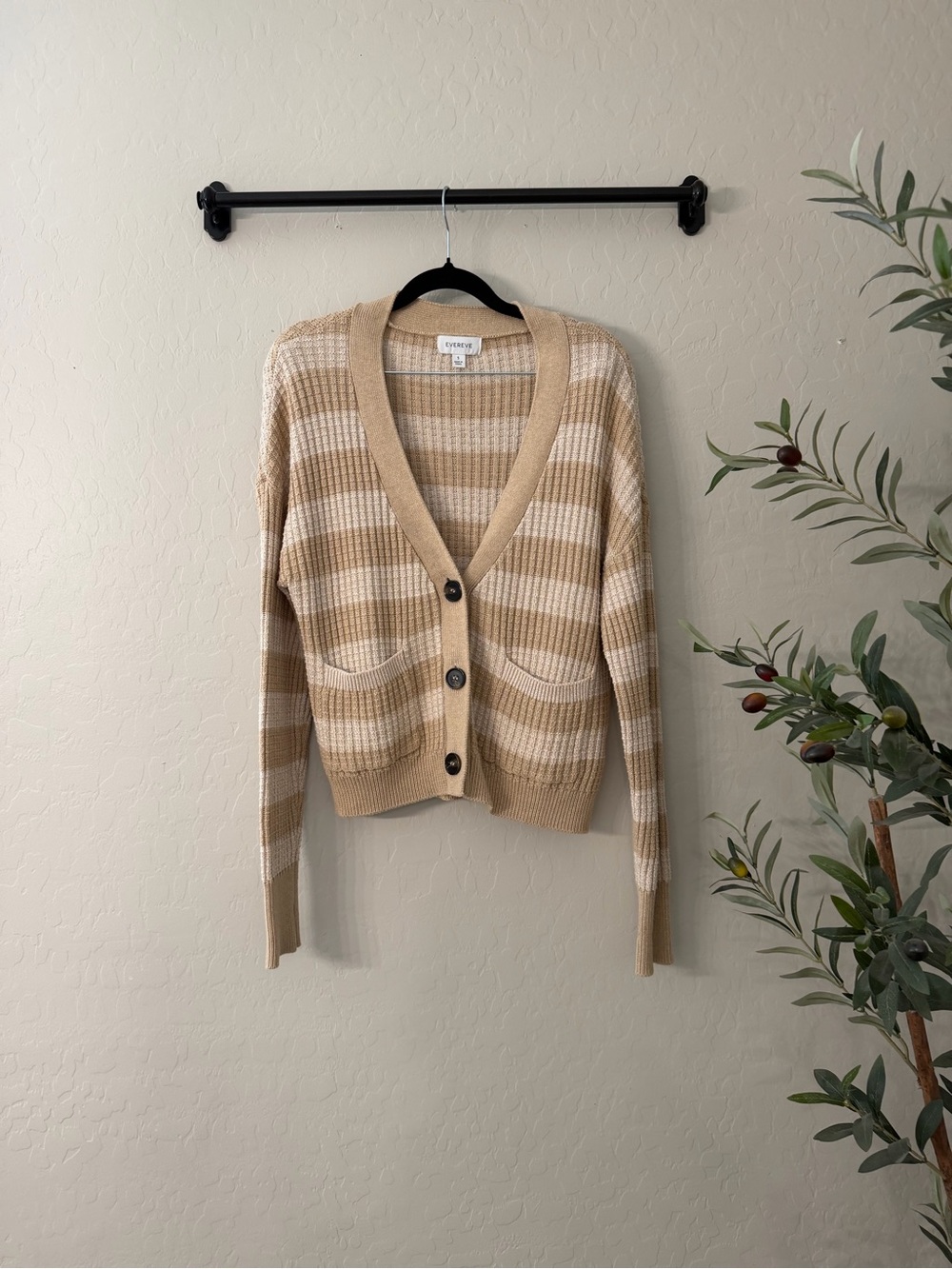 Evereve Beige & Cream Striped V-Neck Cardigan Sweater